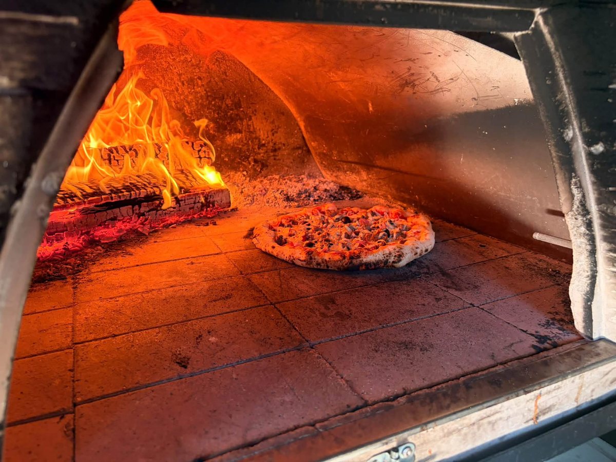 Pizza artisanale du camion Félix Pizza